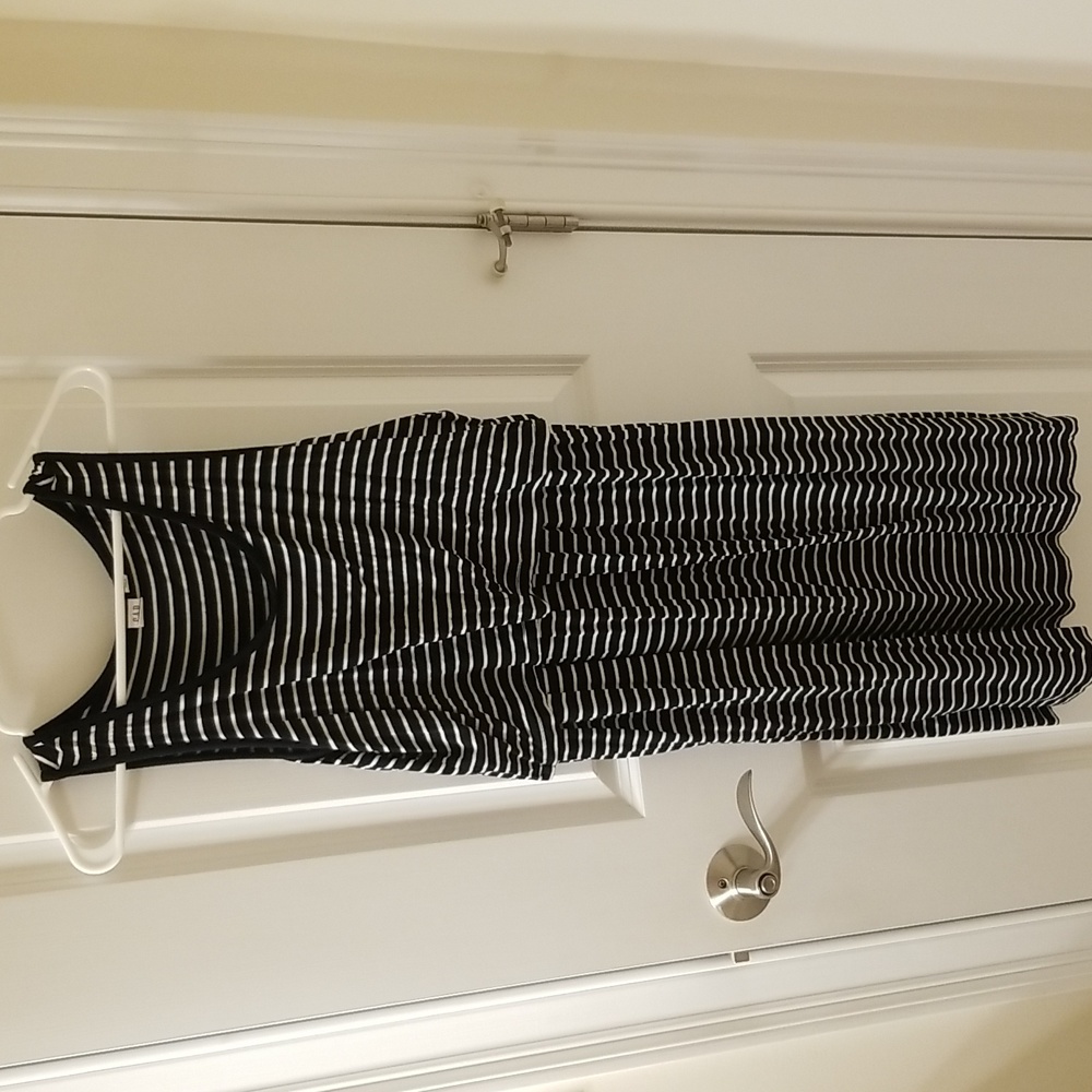 GAP maternity dress
